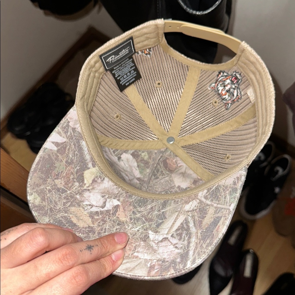 PRIMITIVE HAT - image 5